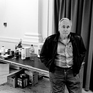 Picture of Julian Barry