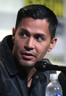 Picture of Jay Hernandez