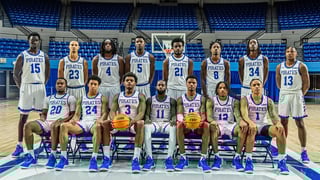 Picture of Hampton Pirates basketball