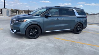 Picture of Kia Carnival