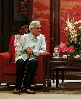 Picture of Daim Zainuddin