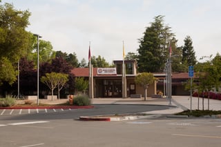 Picture of Menlo-Atherton High School