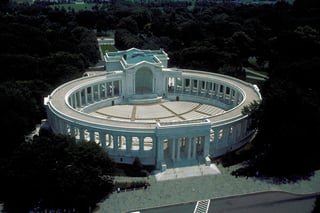 Picture of Arlington Memorial Amphitheater