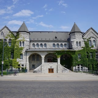 Picture of Queen's University
