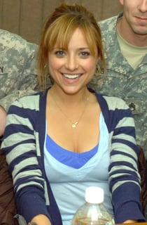 Picture of Christine Lakin