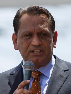 Picture of Gil Cedillo