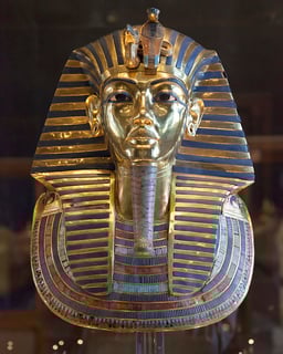 Picture of Tutankhamun