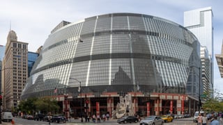 Picture of James R. Thompson Center