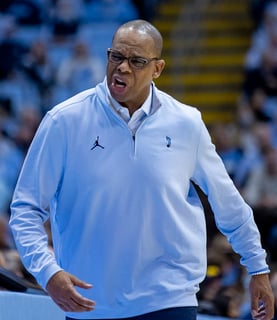 Picture of Hubert Davis