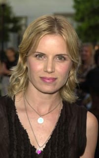 Picture of Kim Dickens