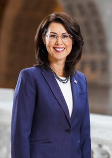 Picture of Deidre Henderson