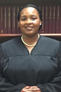 Picture of Leslie Abrams Gardner