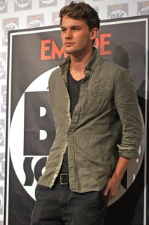 Picture of Jeremy Irvine