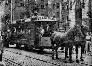 Picture of Horse-drawn vehicle