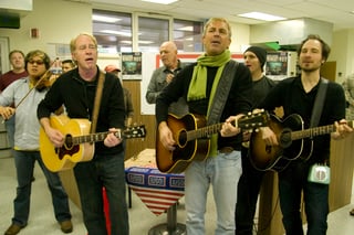 Picture of Kevin Costner & Modern West