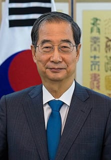 Picture of Han Duck-soo