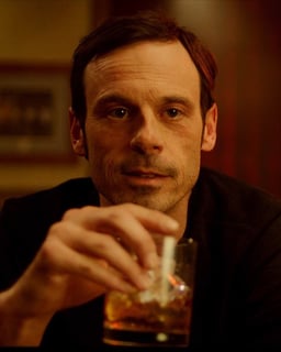 Picture of Scoot McNairy