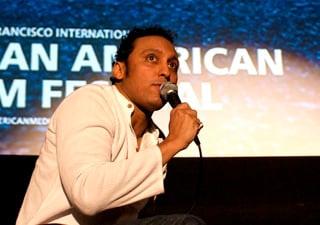 Picture of Aasif Mandvi