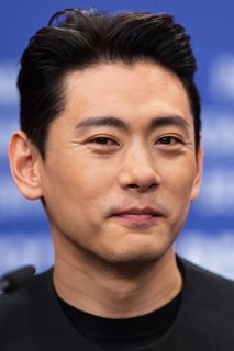 Picture of Teo Yoo