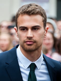 Picture of Theo James