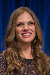 Picture of Tracy Spiridakos