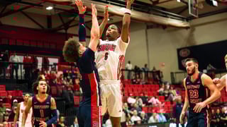Picture of SIU Edwardsville Cougars men's basketball