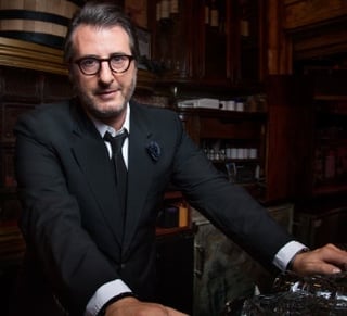 Picture of Jon Robin Baitz