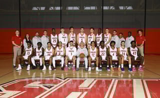 Picture of Sacred Heart Pioneers men's basketball