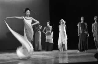 Picture of The Battle of Versailles Fashion Show