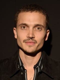 Picture of Karl Glusman