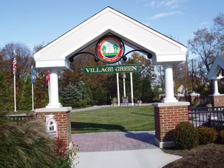 Picture of Lake Grove