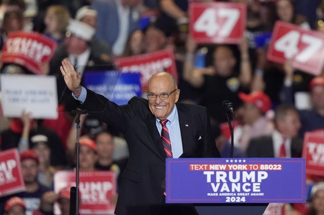 AP Photo/Frank Franklin II