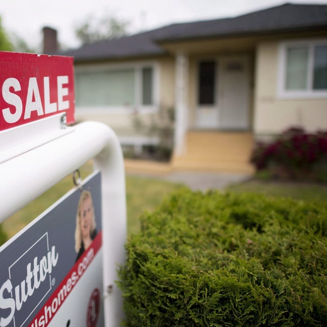 Calgary Real Estate Board releases home sales numbers for May. A real estate sign is pictured in Vancouver, B.C., Tuesday, June, 12, 2018. THE CANADIAN PRESS Jonathan Hayward