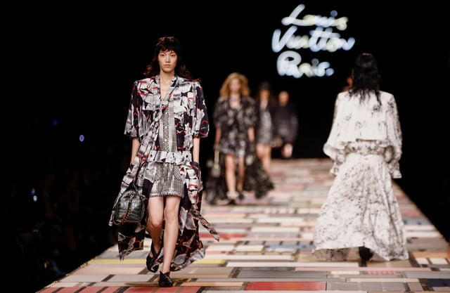 Models present creations by designer Nicolas Ghesquiere as part of his Spring/Summer 2025 Women's ready-to-wear collection show for fashion house Louis Vuitton during Paris Fashion Week in Paris, France, October 1, 2024. REUTERS/Johanna Geron