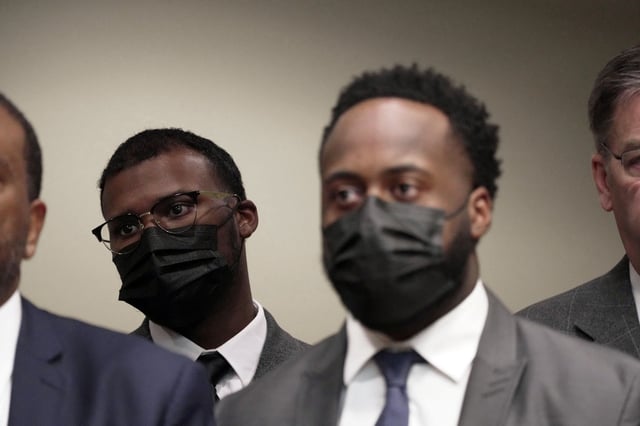 Former Memphis police officers who have been charged in the fatal beating of Tyre Nichols appear during an arraignment hearing at Shelby County courthouse in Memphis, Tennessee, U.S., February 17, 2023.  REUTERS/Karen Pulfer Focht/File Photo