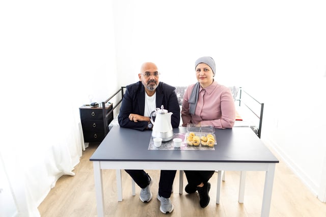 Reem Alyazouri and her husband, Ashraf Alyazouri, who escaped Gaza and reached Toronto, pose for a photograph in Toronto, Ontario, Canada, September 30, 2024. They remain anxious for her parents, who, like thousands of Palestinians, are stuck in Egypt awaiting delayed Canadian visas under a temporary residence program plagued by bureaucratic issues.  REUTERS/Carlos Osorio