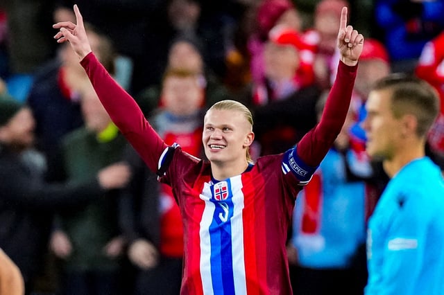 Soccer Football - UEFA Nations League - Group G - Norway v Slovenia - Ullevaal Stadion, Oslo, Norway - October 10, 2024 Norway's Erling Braut Haaland celebrates scoring their first goal Terje Pedersen/NTB via REUTERS