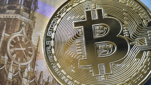Bitcoin reached its highest price in two weeks at $63,890, driven by mixed Chinese stimulus reactions and shifting investor sentiment towards cryptocurrencies. The U.S. election dynamics and Mt. Gox's repayment delay further bolster Bitcoin's market prospects.