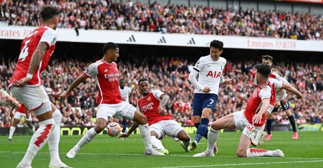 Soccer Football - Premier League - Arsenal v Tottenham Hotspur - Emirates Stadium, London, Britain - September 24, 2023 Tottenham Hotspur's Son Heung-min scores their first goal REUTERS/Tony Obrien