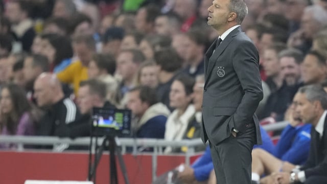 Ajax's head coach Maurice Steijn observes during the Europa League group B soccer match between Ajax and Marseille at the Johan Cruyff ArenA stadium in Amsterdam, Netherlands, Thursday, Sept. 21, 2023. (AP Photo/Peter Dejong)
