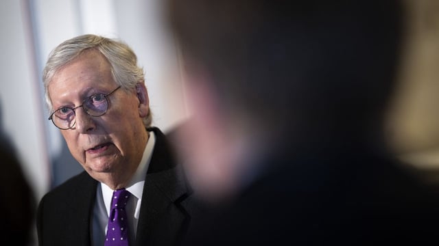 Senate Minority Leader Mitch McConnell (R-KY) speaks during a news conference after a lunch meeting with Senate Republicans. Photo: Drew Angerer/Getty Images