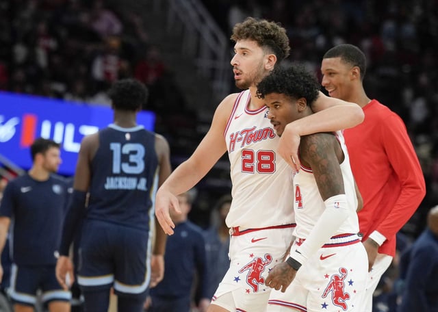 The Rockets bet on Jalen Green and Alperen Şengün (28) with rich new contract extensions. In turn, the players put their faith in the team&#39;s growth as their fourth season in Houston begins Wednesday.