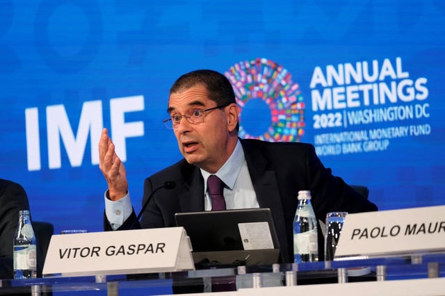 IMF Director of Fiscal Affairs Vitor Gaspar speaks to reporters at the headquarters of the International Monetary Fund in Washington, U.S., October 12, 2022. REUTERS/James Lawler Duggan/File Photo