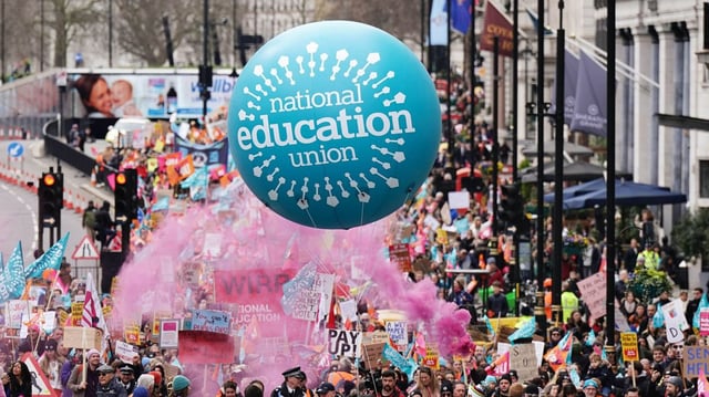 Unions would need a straight majority in ballots to strike, removing the need for a 50 per cent voter turnout