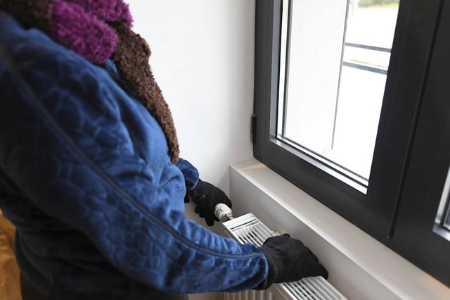 Si le nombre d’interventions pour factures impayées est inconnu pour 2024, il a dépassé le million en 2023, selon le Médiateur de l’énergie et 265 000 coupures d’électricité et de gaz ont été recensées.