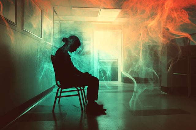 Even after considering an individual’s co-occurring substance use and mental health disorders, the study found a 3.5-fold increased risk of schizophrenia. Credit: Neuroscience News