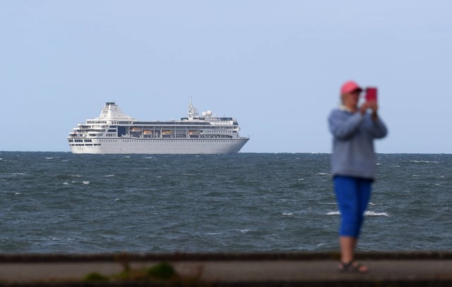 L’Odyssey, vue de Belfast, en Irlande du Nord, le 1er octobre.
