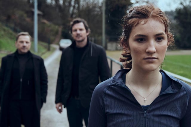 Emma Riedle (Irene Böhm) will weg
