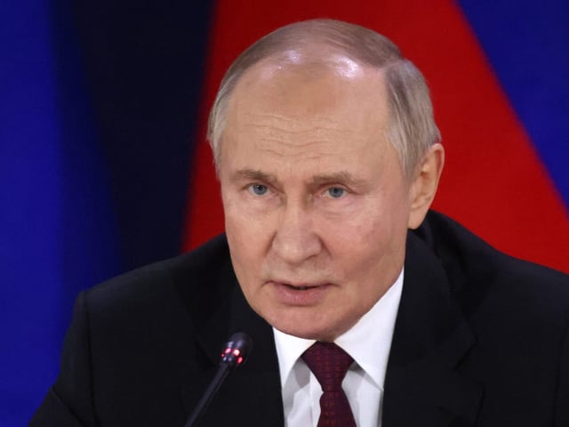 Russian President Vladimir Putin is engaging in a war of attrition in Ukraine, despite the heavy economic cost.