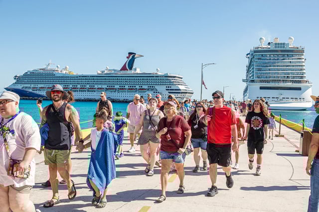 Costa Maya, Mexico, Cruise Port, Norwegian Joy Cruise Line and Carnival Glory, crowd of passengers disembarking. (Photo by Jeff Greenberg/Universal Images Group via Getty Images)